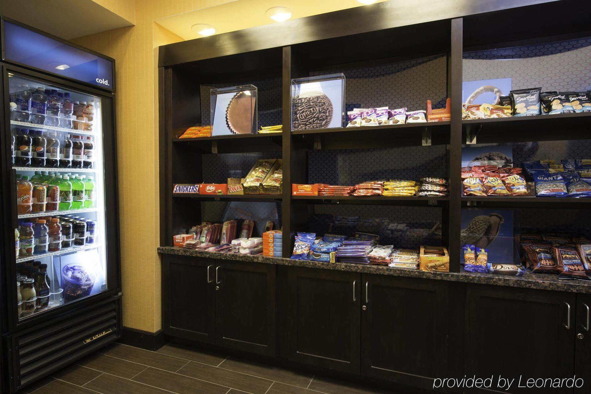 Hampton Inn & Suites Bismarck Northwest מראה חיצוני תמונה